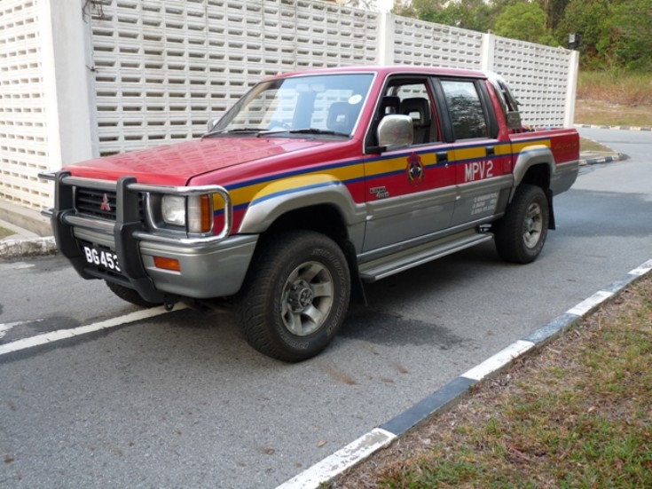 Mitsubishi L200 MPV2Brunei