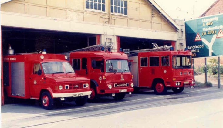 Newtown- Powys Fire briagde - 1985 lineup