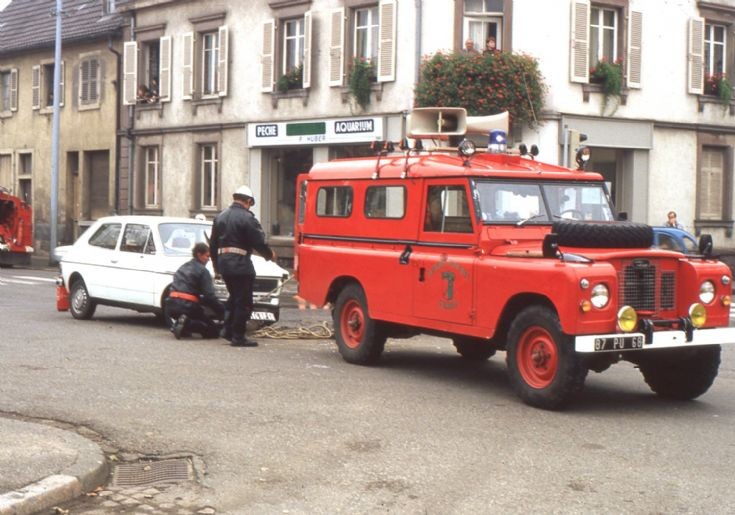 Sapeur Pompiers Colmar 68 - France Land Rover