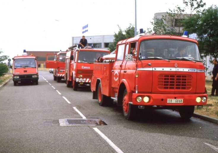 Sapeur Pompiers Colmar 68 pumpers line up