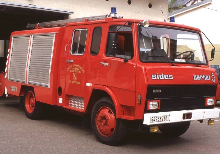 Sapeur Pompiers Colmar - France, Sides / Berliet