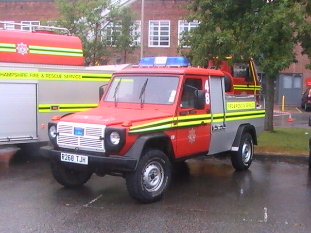 Eastliegh  Fire Show  2007 Hampshire F&R Mercedes