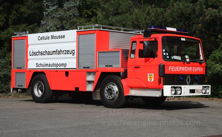 Feuerwehr Eupen Renault Foam tender