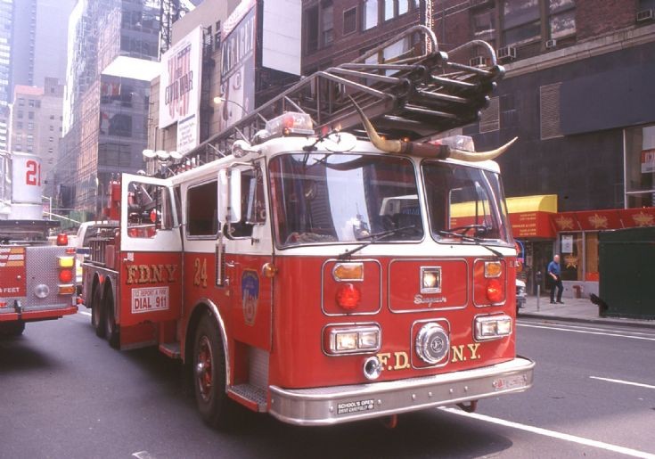 NYFD - 1999 Seagrave Ladder 24