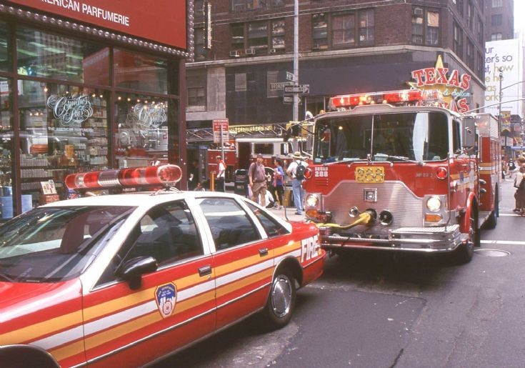 NYFD Mack Squad 288