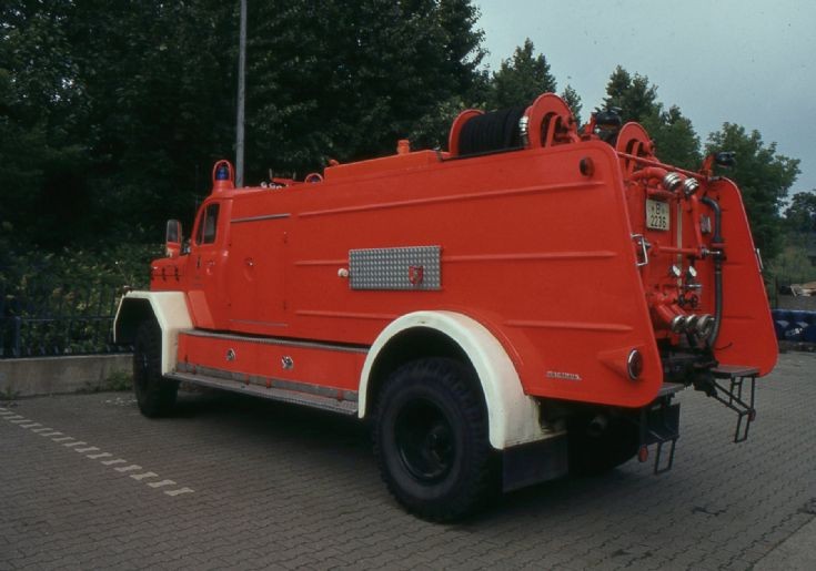 Fire department Berlin - Germany Airport pumper