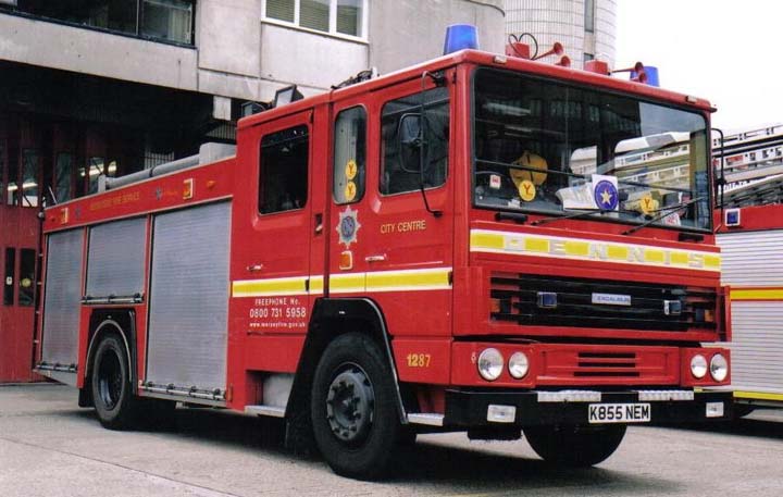 Dennis SS237/Excalibur - Water Ladder