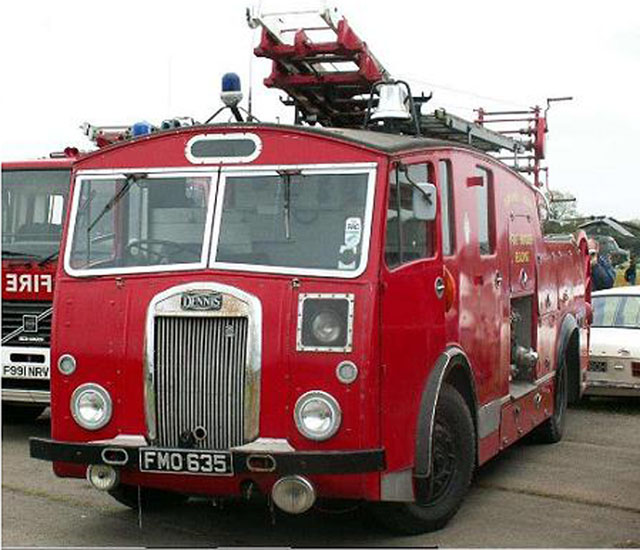 Dennis F7