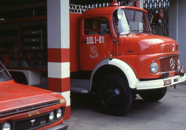 Bangkok fire & rescue department - Mercedes Benz