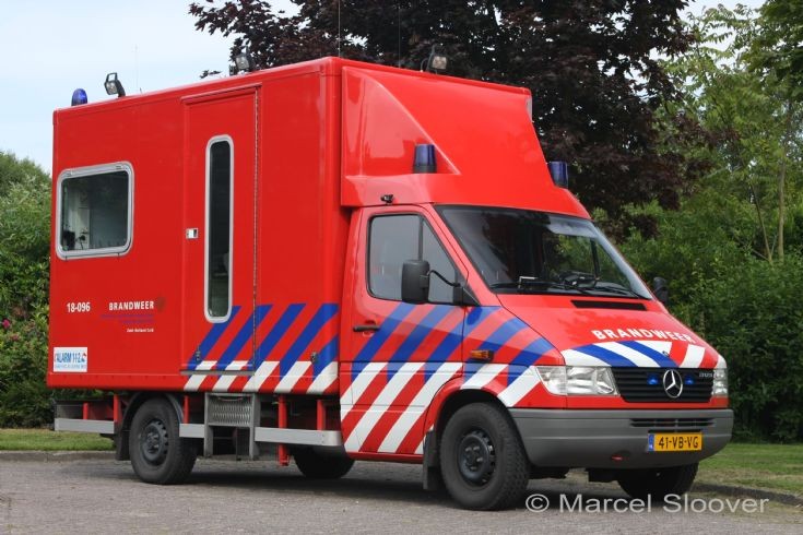 Mercedes Sprinter brandweer 's Gravendeel
