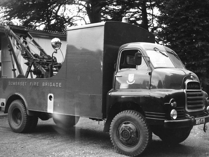 Somerset FB Bedford breakdown lorry