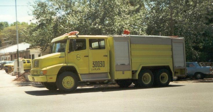 Bomberos La Plata Argentina Mercedes pump