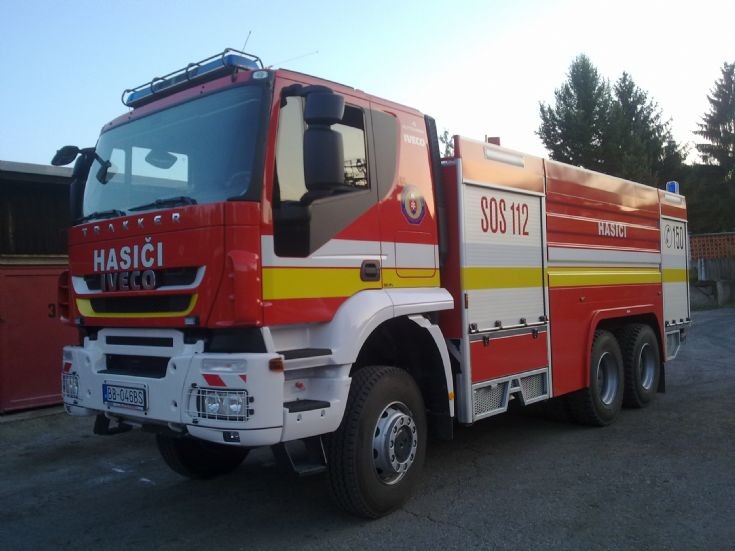 CAS - 30  IVECO Trakker Fire engine