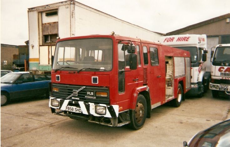Volvo FL6   F858  SHD      2004.