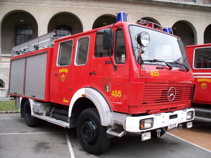 Mercedes Benz 1019 TLF16/25