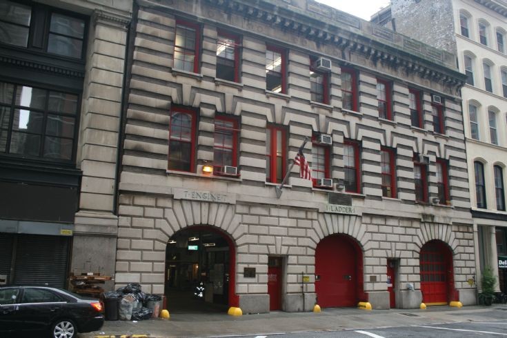 FDNY Engine 7, Ladder 1 aand Battalion 1