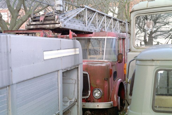 Former South Shields AEC (MCU723)