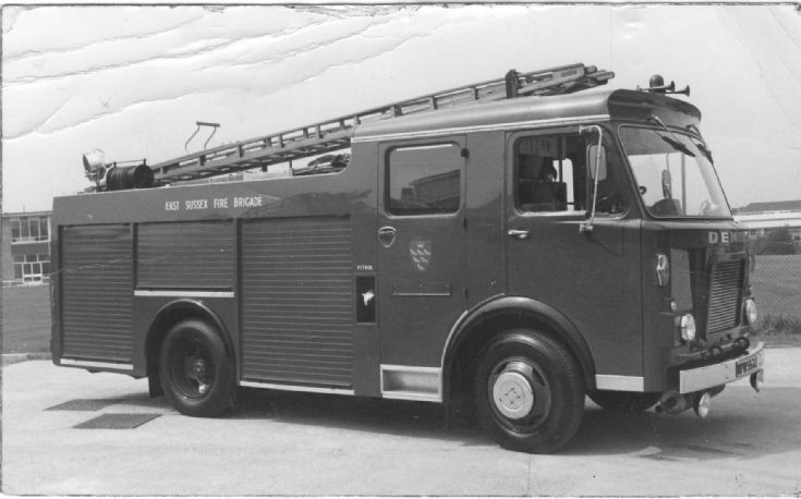 Dennis Jag.1971