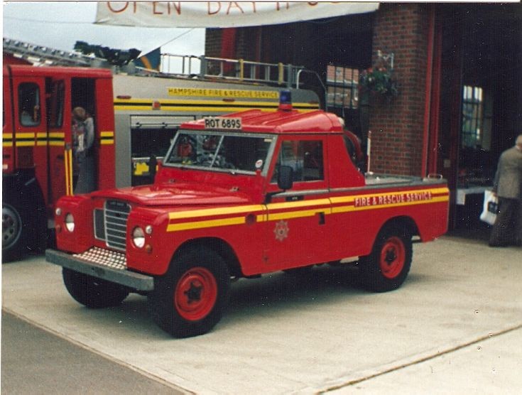 Fire Engines Photos Landrover Hampshire