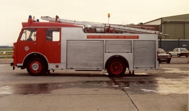 Dennis F44 WPD 236G