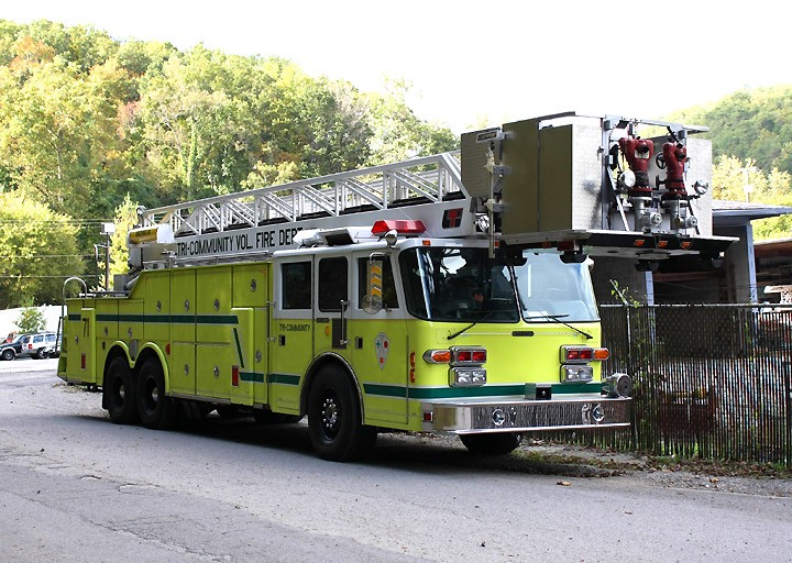 Tri-Communty L-71