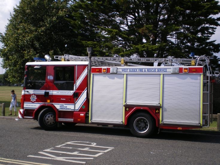 West Sussex Dennis Rapier pump