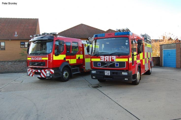 Suffolk Fire and Rescue - two Sudbury appliances