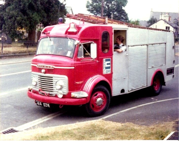 Commer WrT 414 EDM Clwyd FS