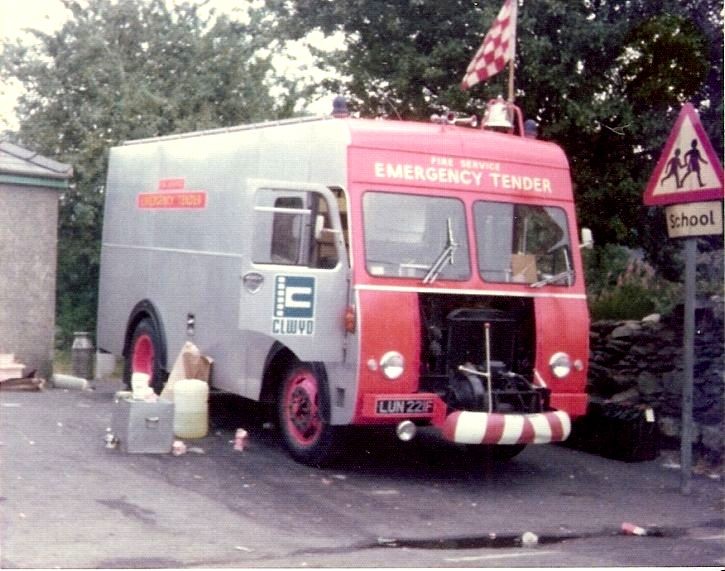 Clwyd's Bedford J HCB-A ET/CU LUN 221F