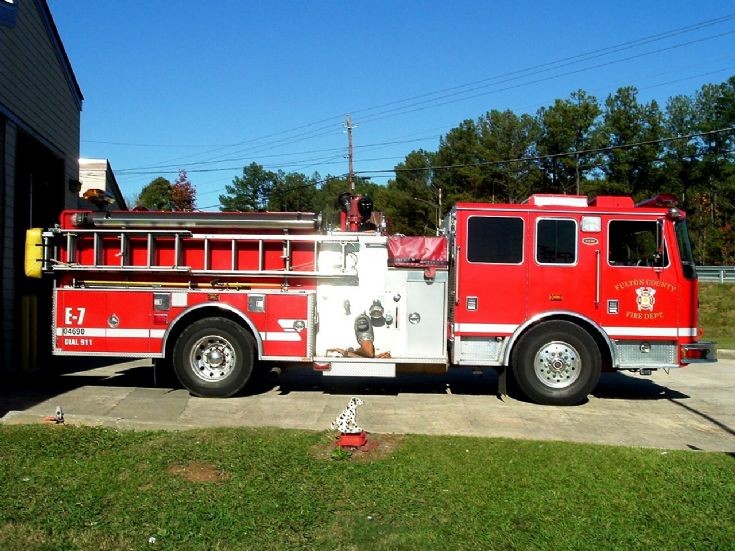 Fulton County Fire Department Engine 7