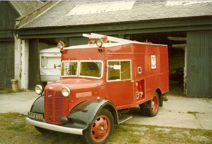 Austin ATV GGX 689 Loch Lomond