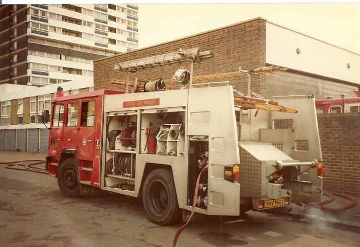 S&D/CFE Dual Purpose YHV 194T London