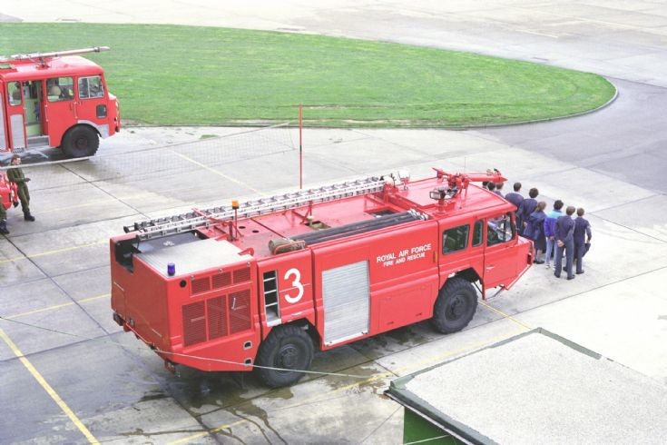 Thorneycroft and Scammell at RAF Binbrook 1987.