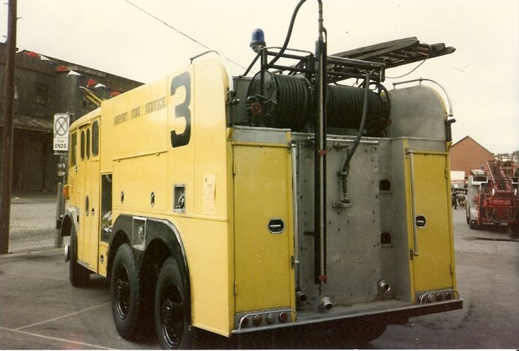 Thornycroft Sun CO2 tender ex Guernsey