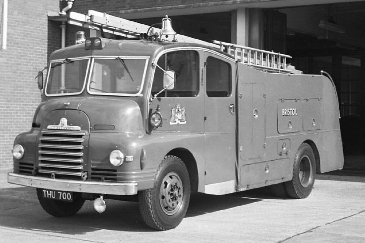 Bedford Oldland foam tender Bristol