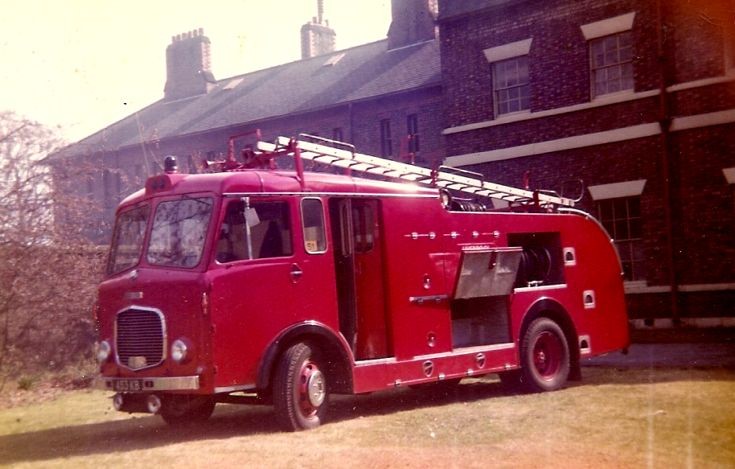Dennis F24 P Liverpool FB 453 KB