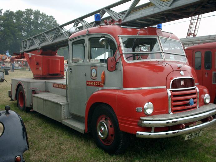Bedford Turntabel ladder at Chiltern Steam Rally