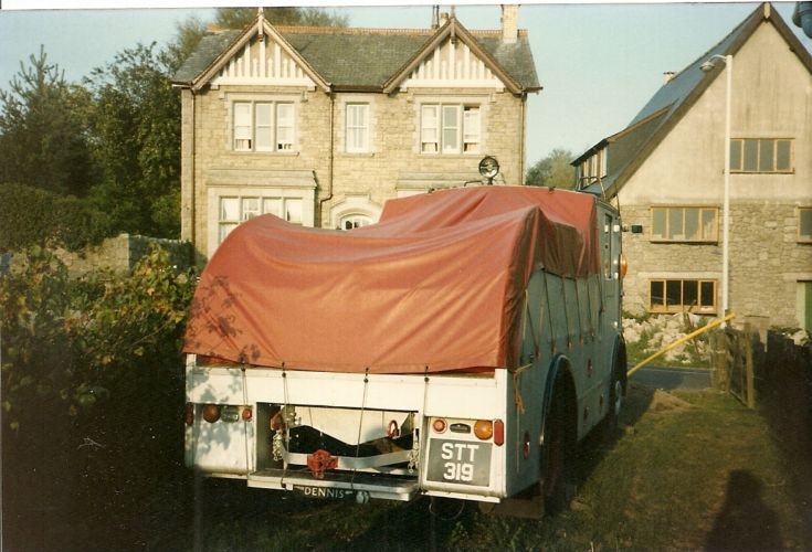 Dennis F8 HLL Devon STT 319