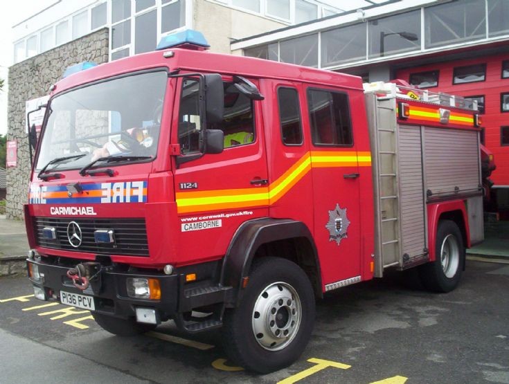 Mercedes-Benz 1124AF/JDC/Hiab RT