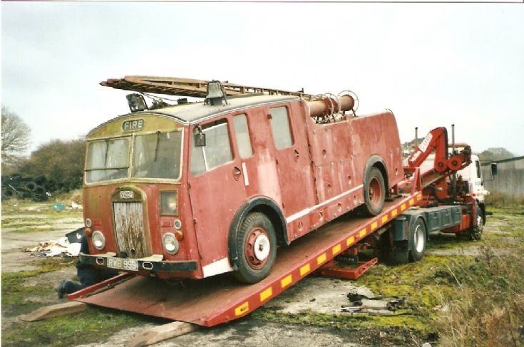 RWB 999 being moved