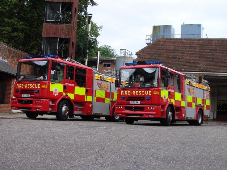 Saffron Walden pair of 2003 Dennis Sabres