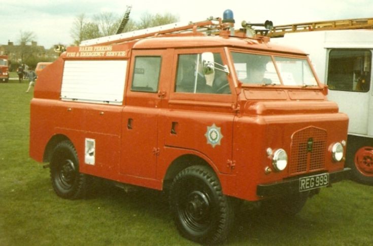 Land Rover SWB Baker Perkins REG 999