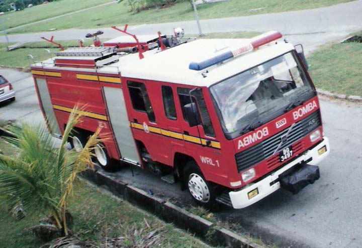 Volvo FL10/SK Fire Watertender Brunei WRL
