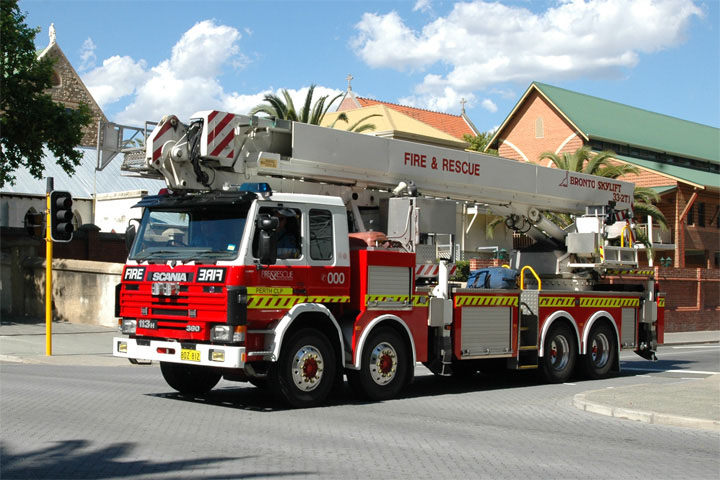 Scania P113 Aerial appliance with Bronto 33