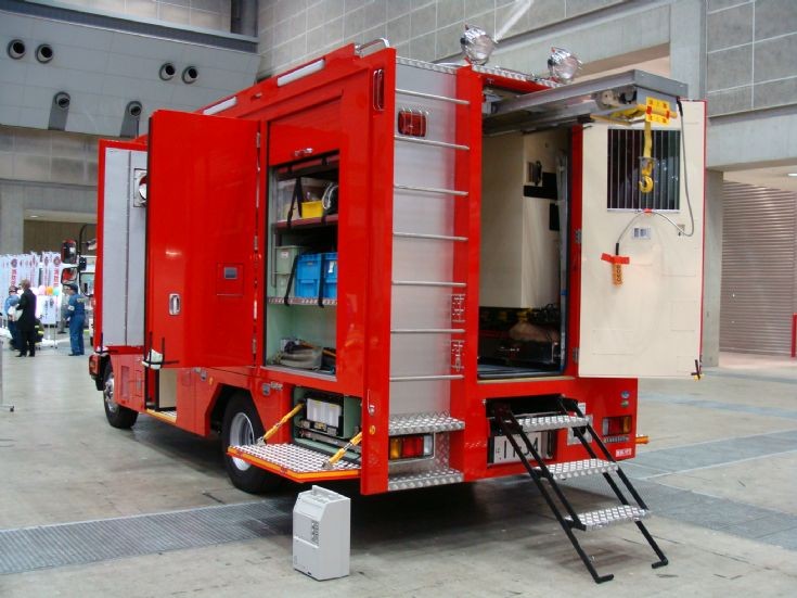 Photo of Tokyo FD Isuzu Mechanical support van