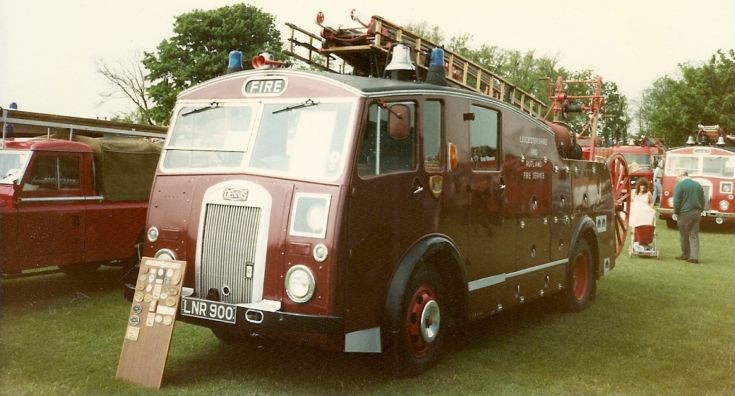Dennis F12 Leicestershire and Rutland FS LNR 900