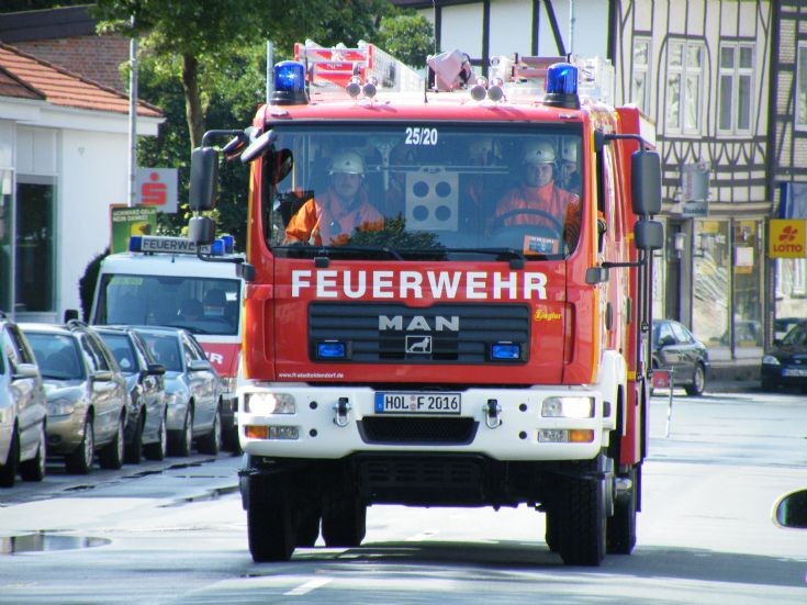 HLF20/16 of the Feuerwehr Stadtoldendorf
