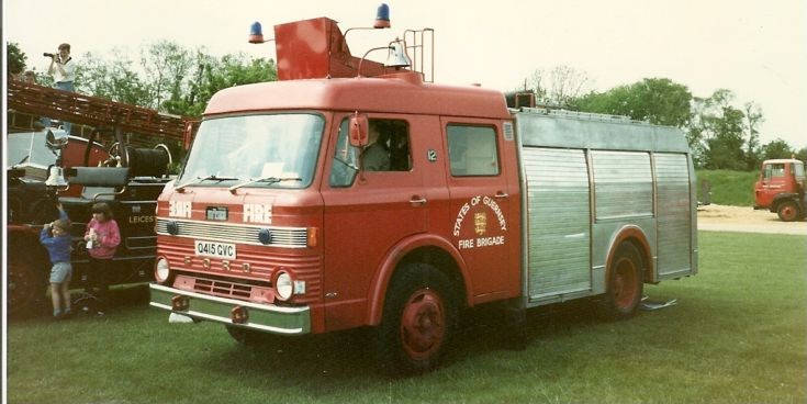 Ford D600/Merryweather WrT Guernsey Q415 GVC