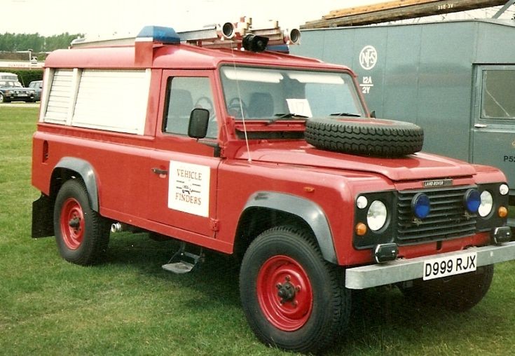 Land Rover 110/Vehicle Finders L4P D999 RJX