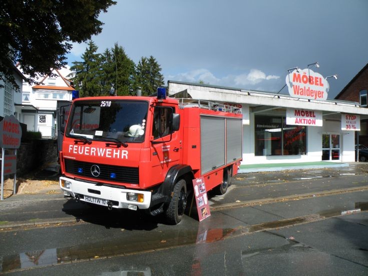 A TLF 16/24 of the Feuerwehr Stadtoldendorf 